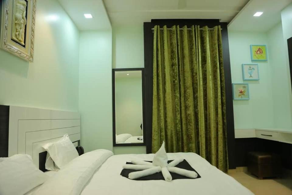Amor Hotel Gangānagar Екстериор снимка